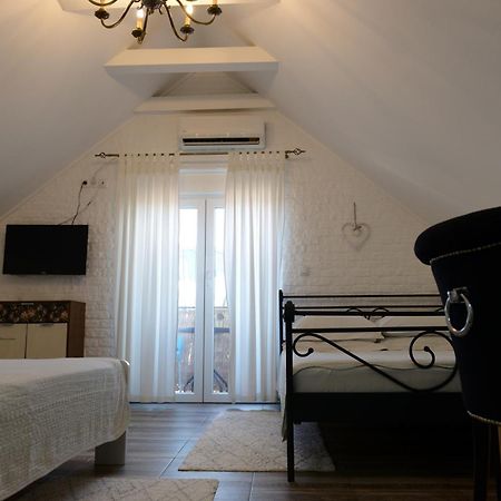 Apartments Idila Bela Crkva (Banat) Exterior foto